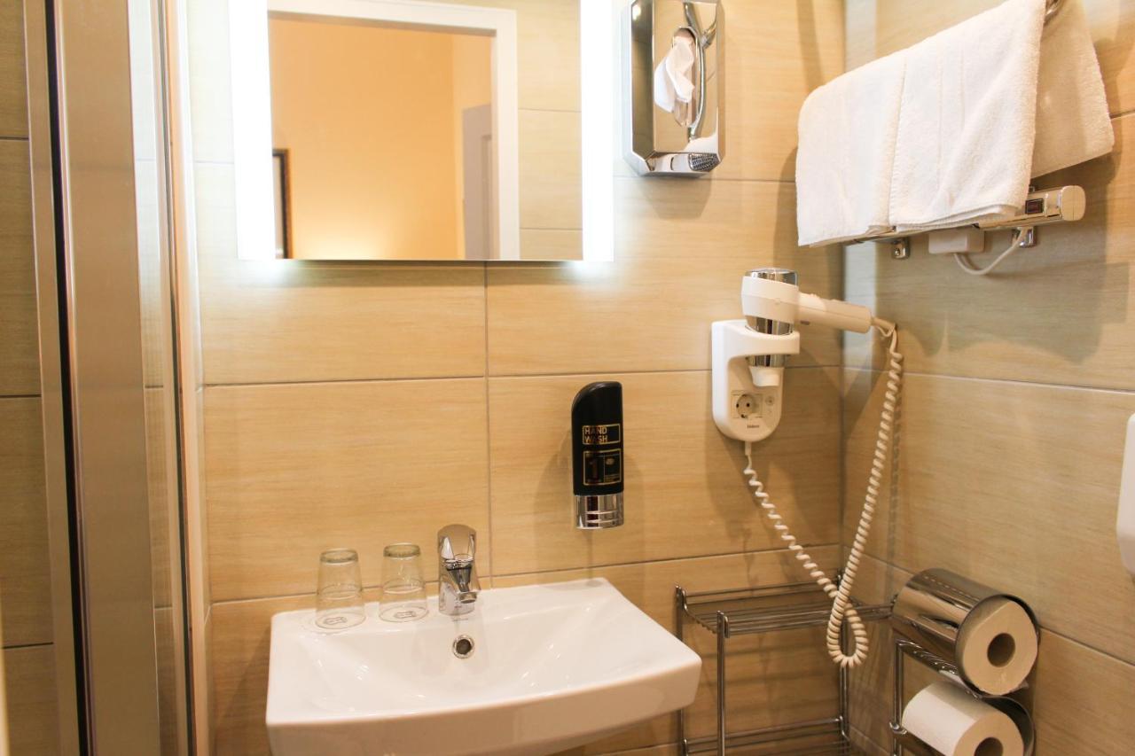 Private Comfort Stephansplatz - Self Check In Wien Ngoại thất bức ảnh
