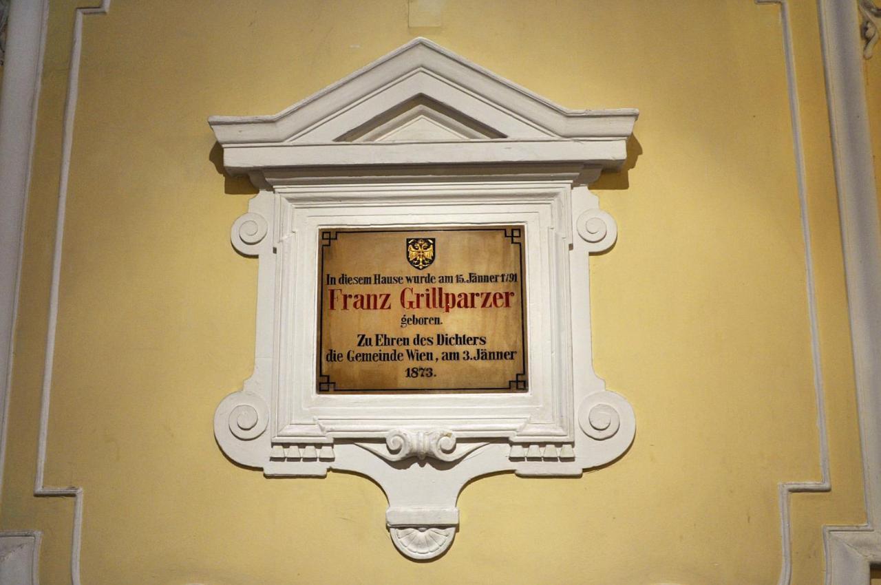 Private Comfort Stephansplatz - Self Check In Wien Ngoại thất bức ảnh