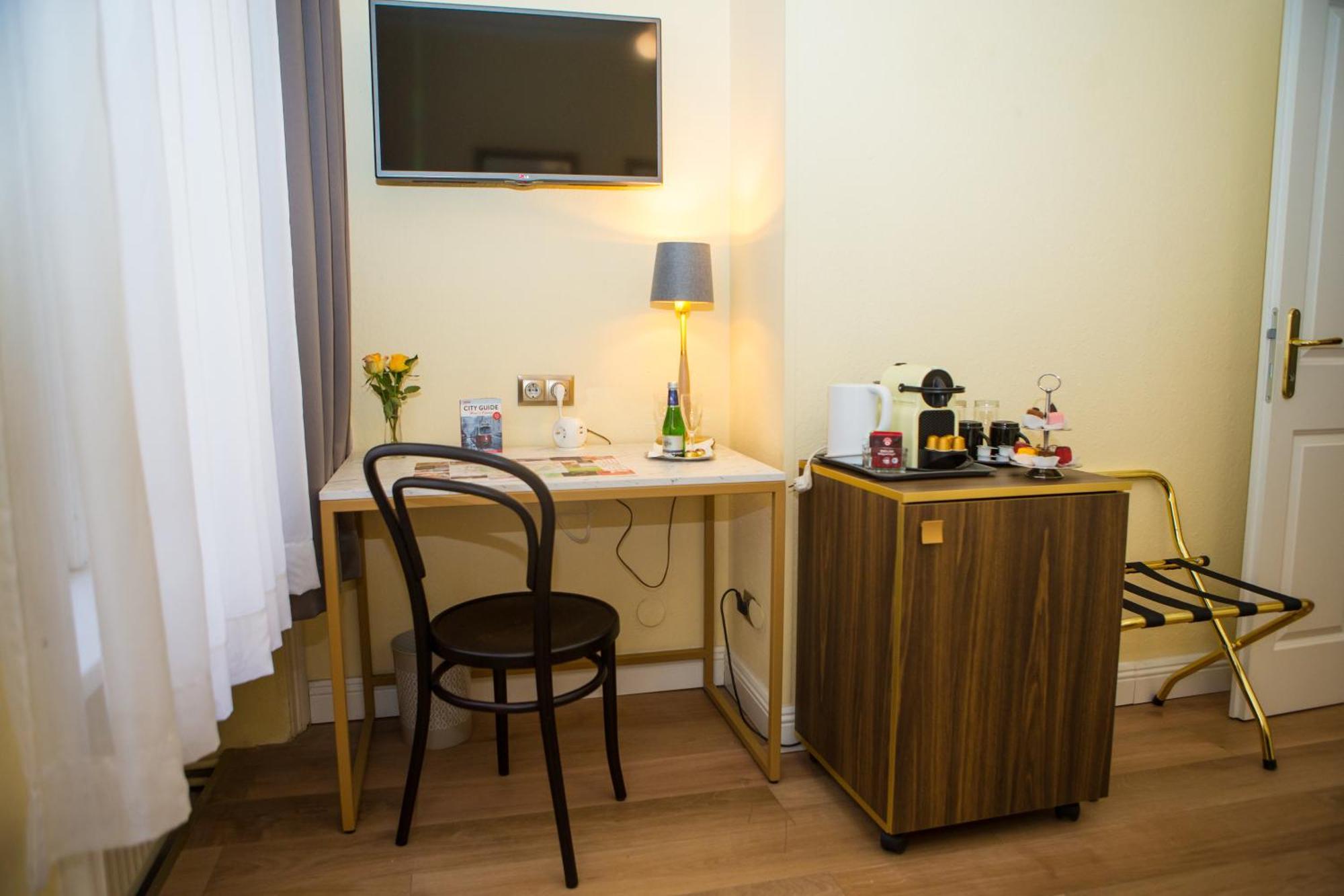 Private Comfort Stephansplatz - Self Check In Wien Ngoại thất bức ảnh