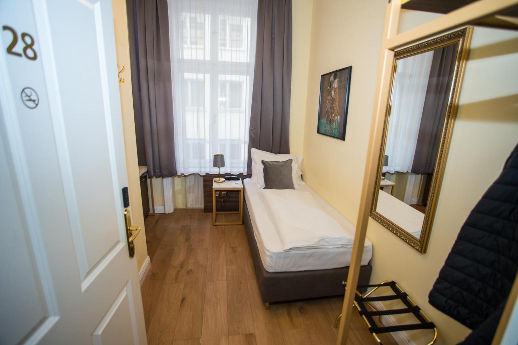Private Comfort Stephansplatz - Self Check In Wien Ngoại thất bức ảnh